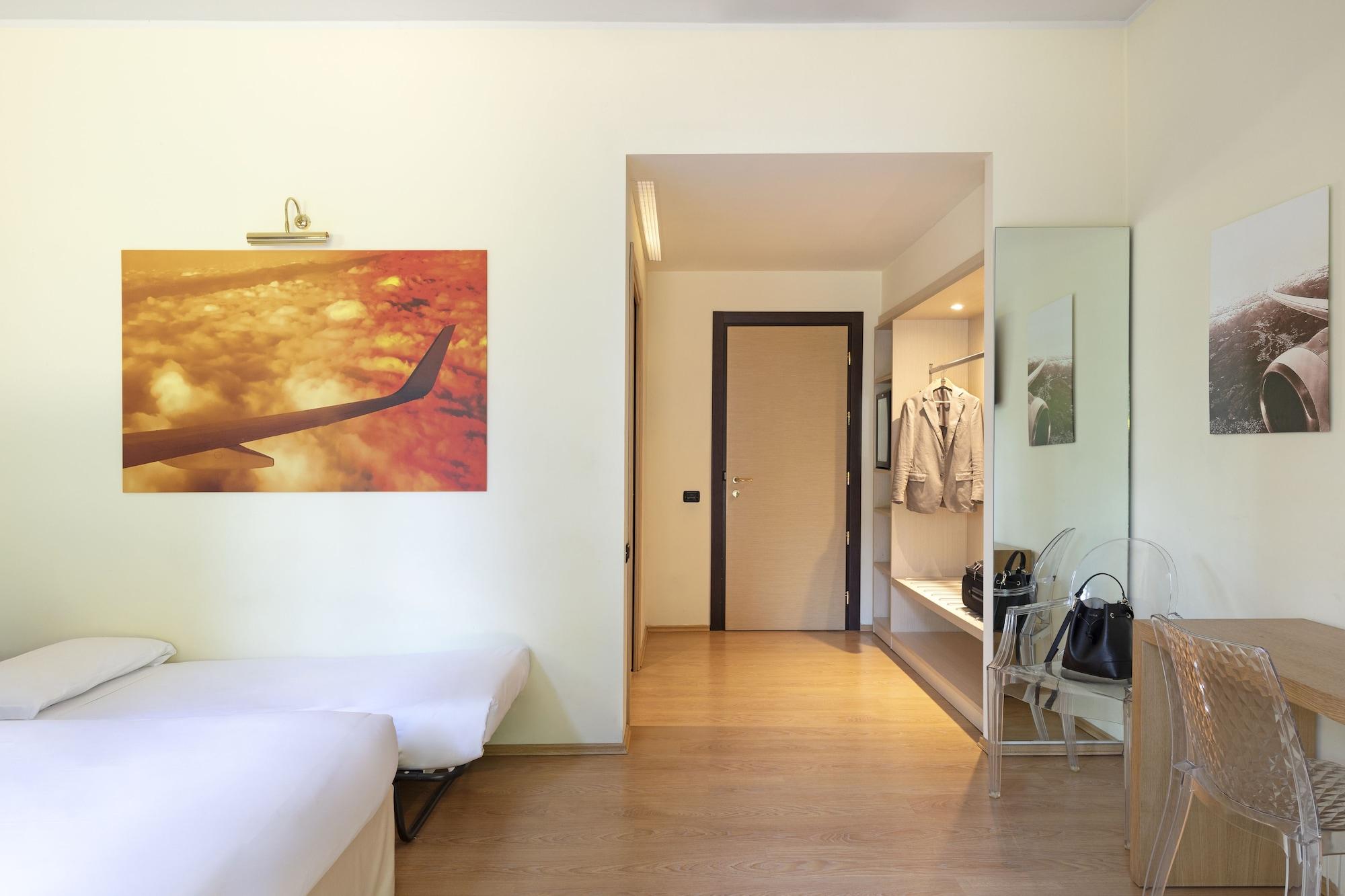 B&B Hotel Malpensa Lago Maggiore Vergiate Eksteriør billede