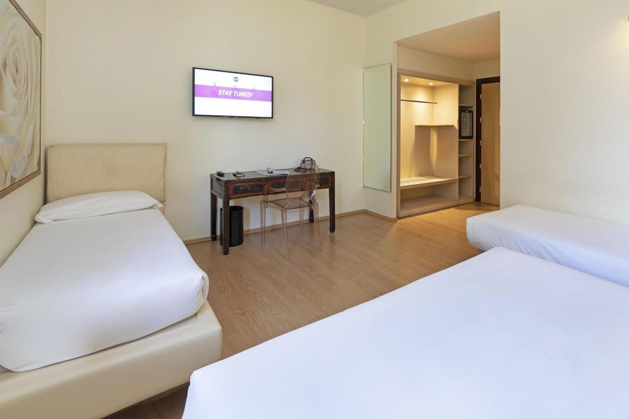 B&B Hotel Malpensa Lago Maggiore Vergiate Eksteriør billede