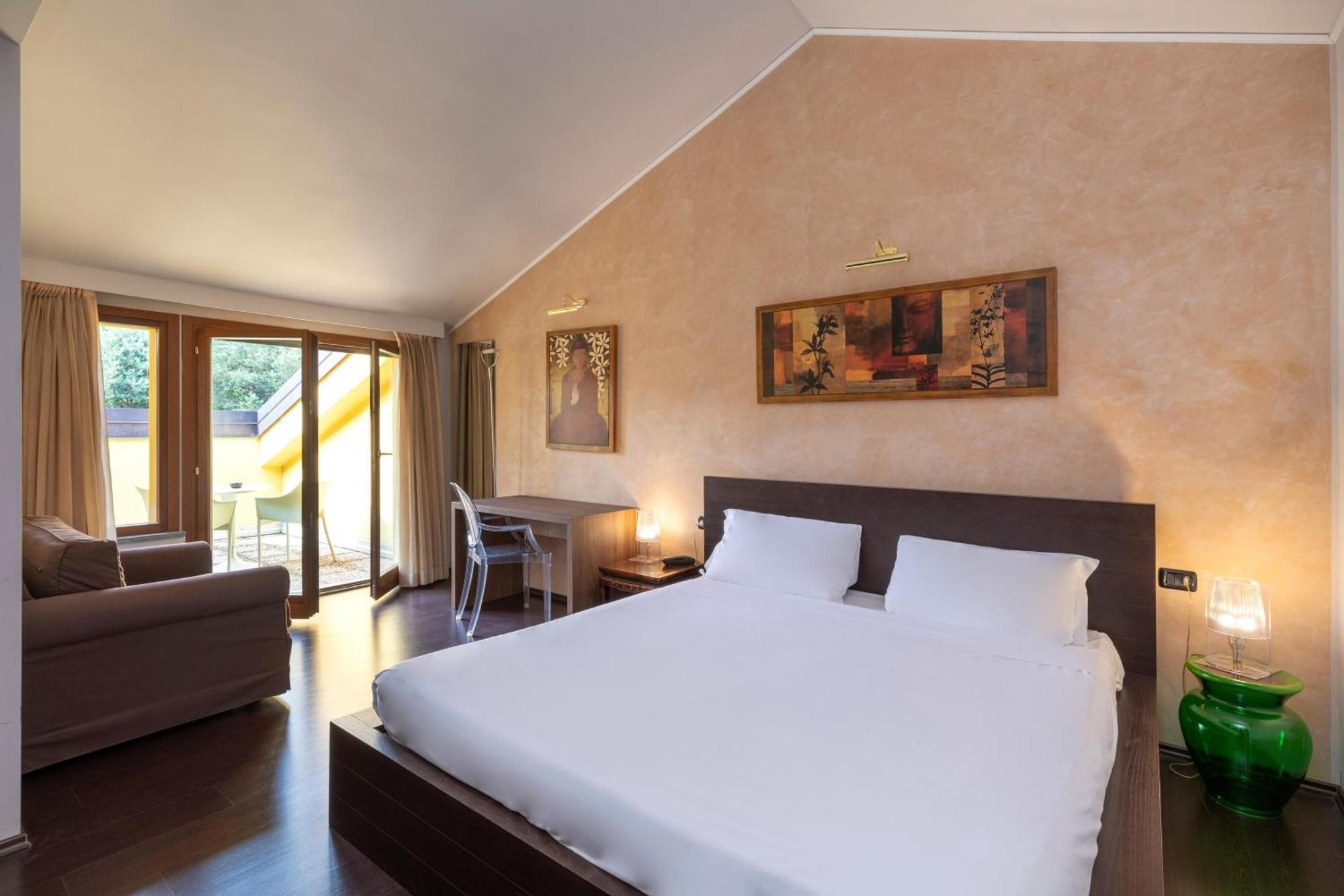 B&B Hotel Malpensa Lago Maggiore Vergiate Eksteriør billede