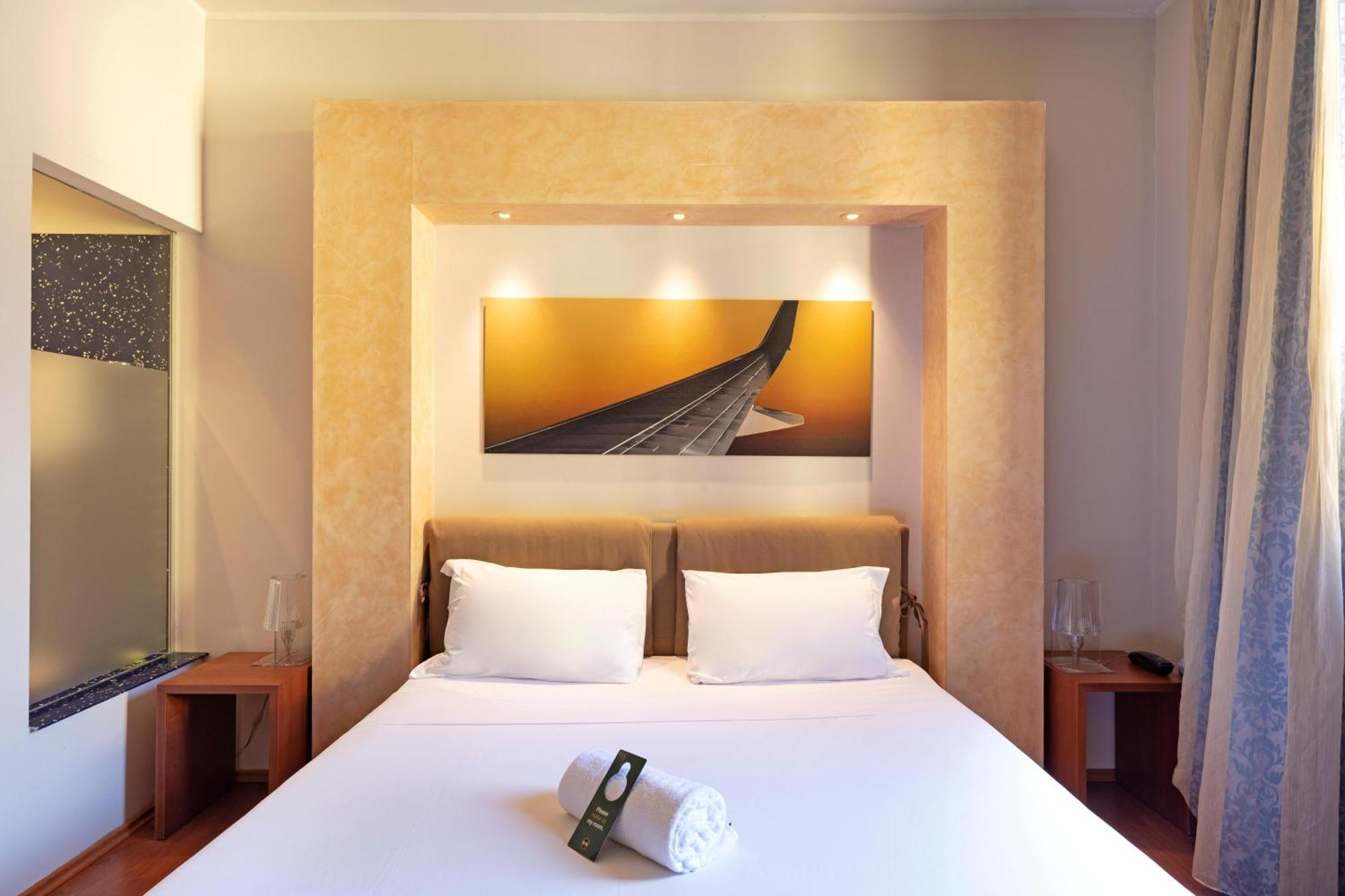 B&B Hotel Malpensa Lago Maggiore Vergiate Eksteriør billede
