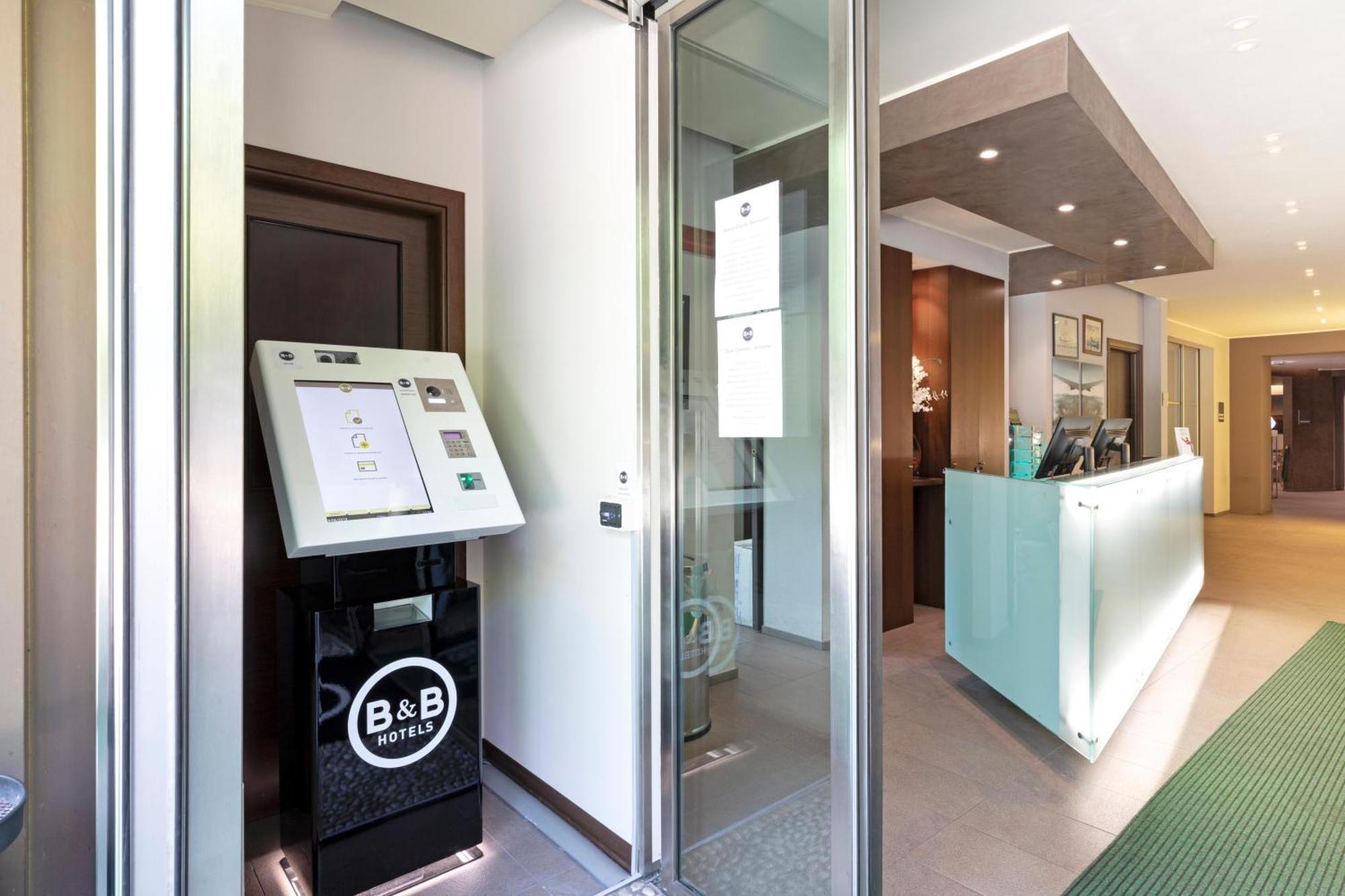 B&B Hotel Malpensa Lago Maggiore Vergiate Eksteriør billede